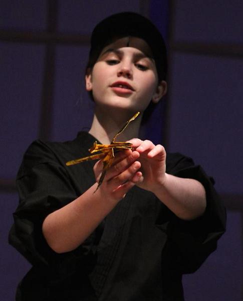 Middle School Performers play about Sadako