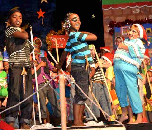 Great Parts for Every Child in Your Cast!  A Christmas Peter Pan!