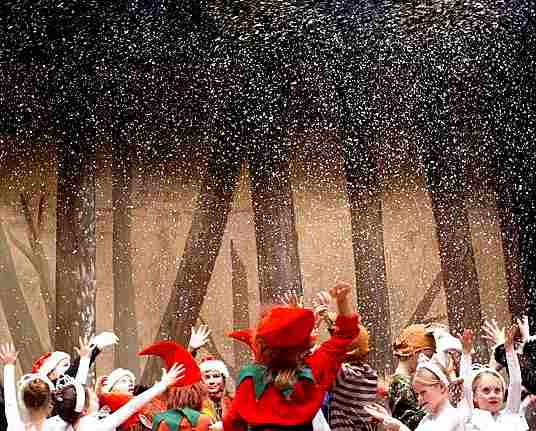 Audience helps to bring the winter snow!  A Snow White Christmas!
