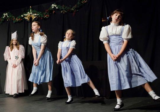 A Christmas Wizard of Oz!  Just for Kids!