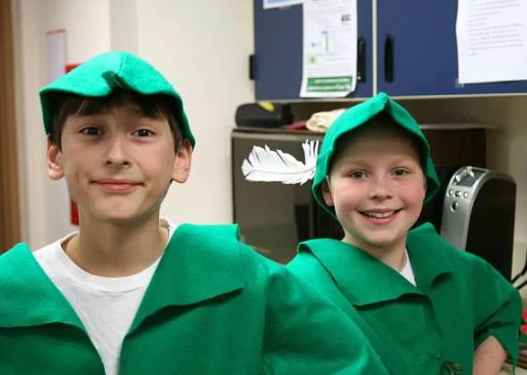 Lots of Kids get to play Peter Pan