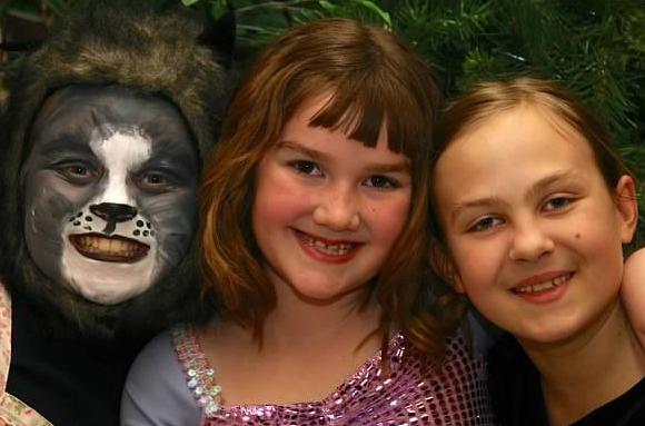 Young kids love Peter Pan to Perform