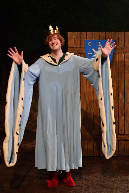 Fun play for Young audiences Robin Hood