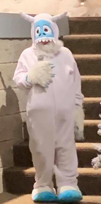 Abominatble Snow man in Twas the Night Before Christmas