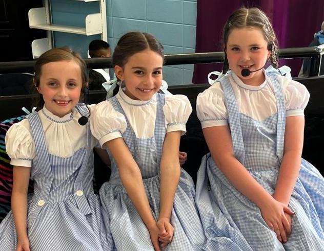 Multiple Dorothies in ArtReach's Wizard of Oz play